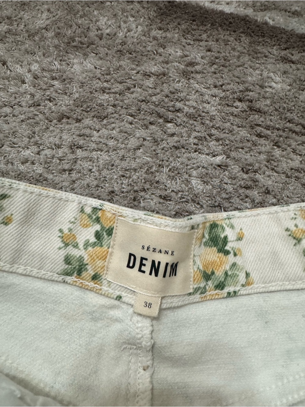 Sezane LE SUMMER SHORTS - Picture 3 of 4